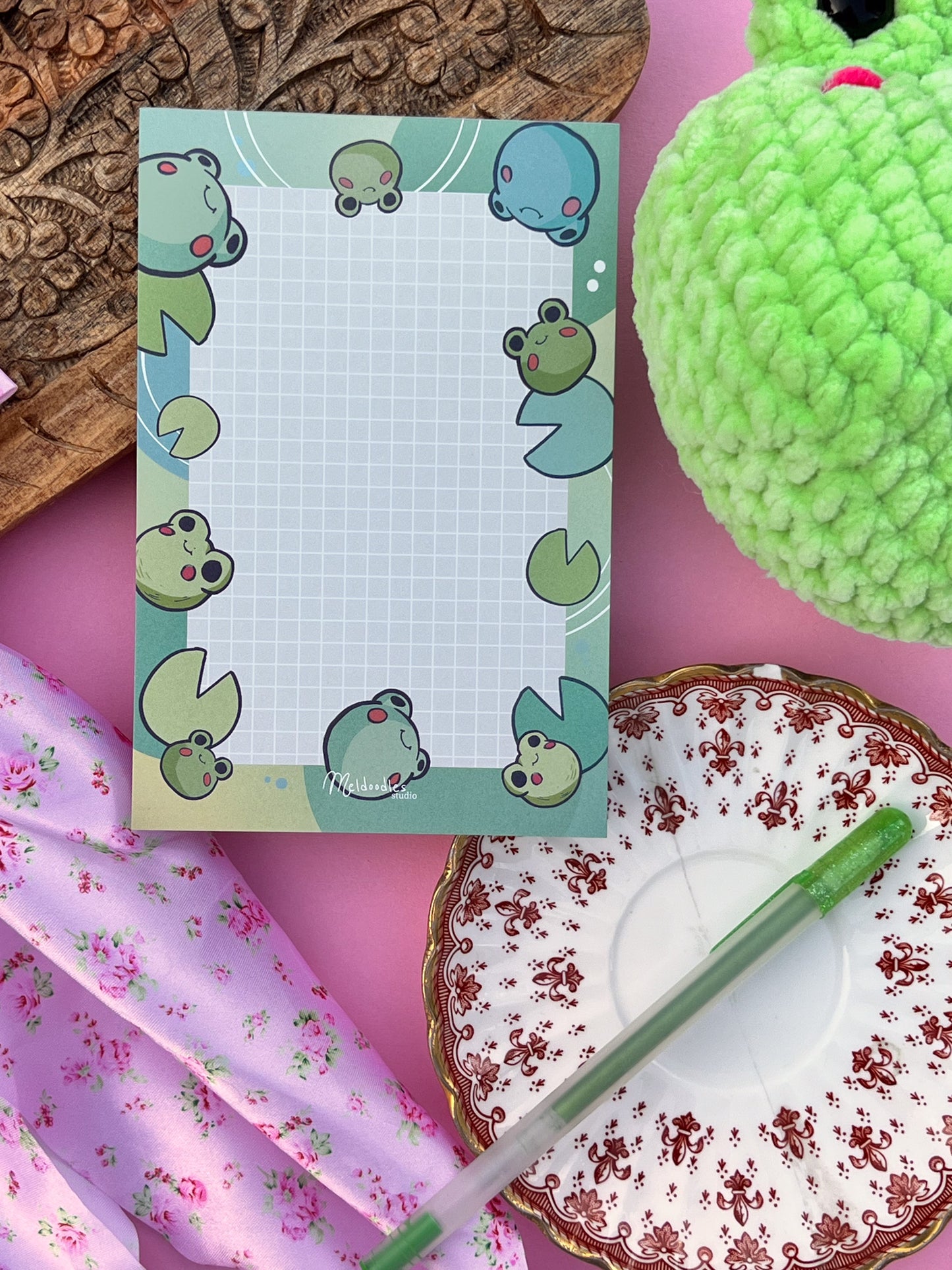 Cute Frog Stationery Gift Set – Deluxe Planner & Sticker Bundle