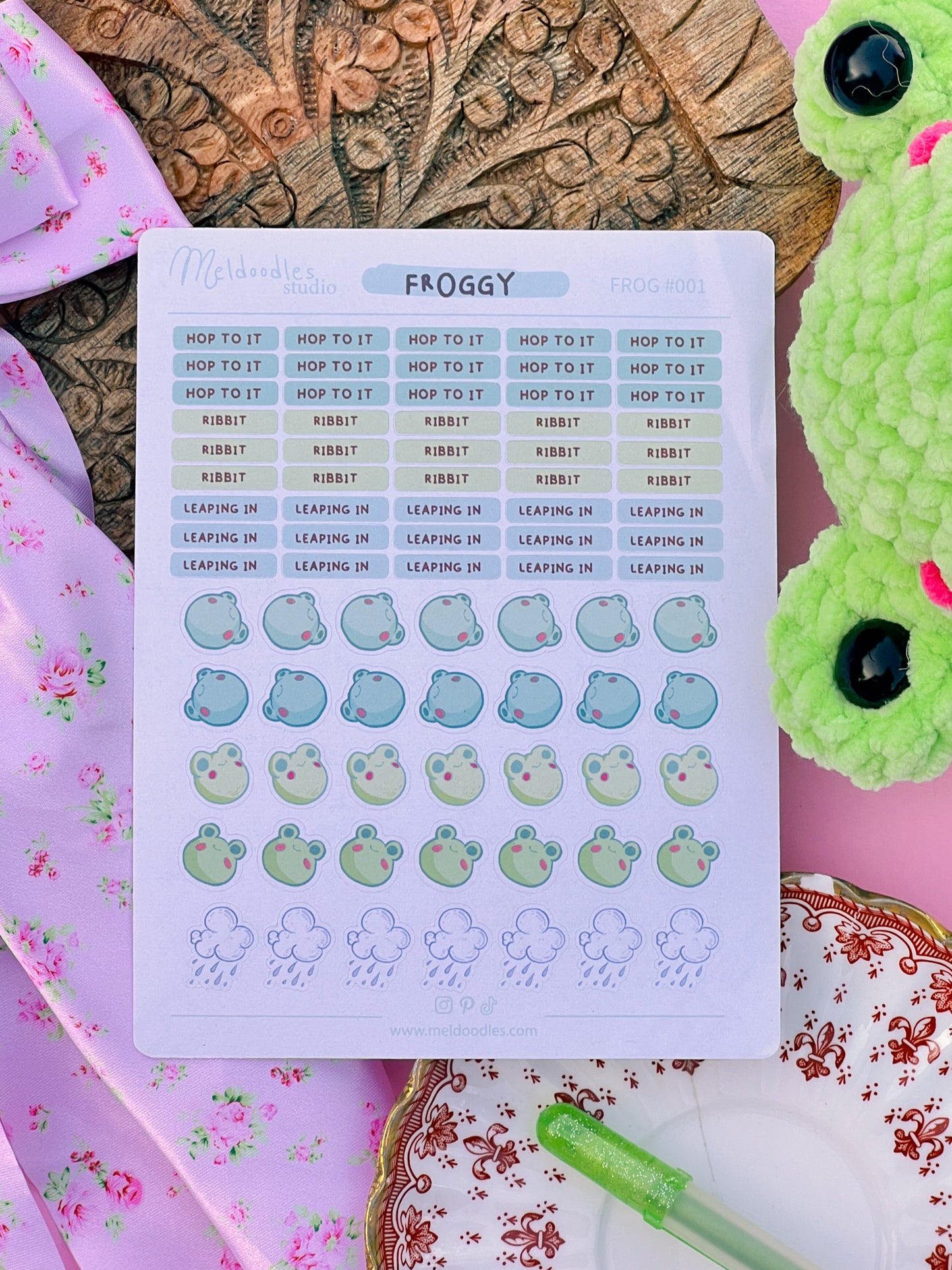 Cute Frog Stationery Gift Set – Deluxe Planner & Sticker Bundle